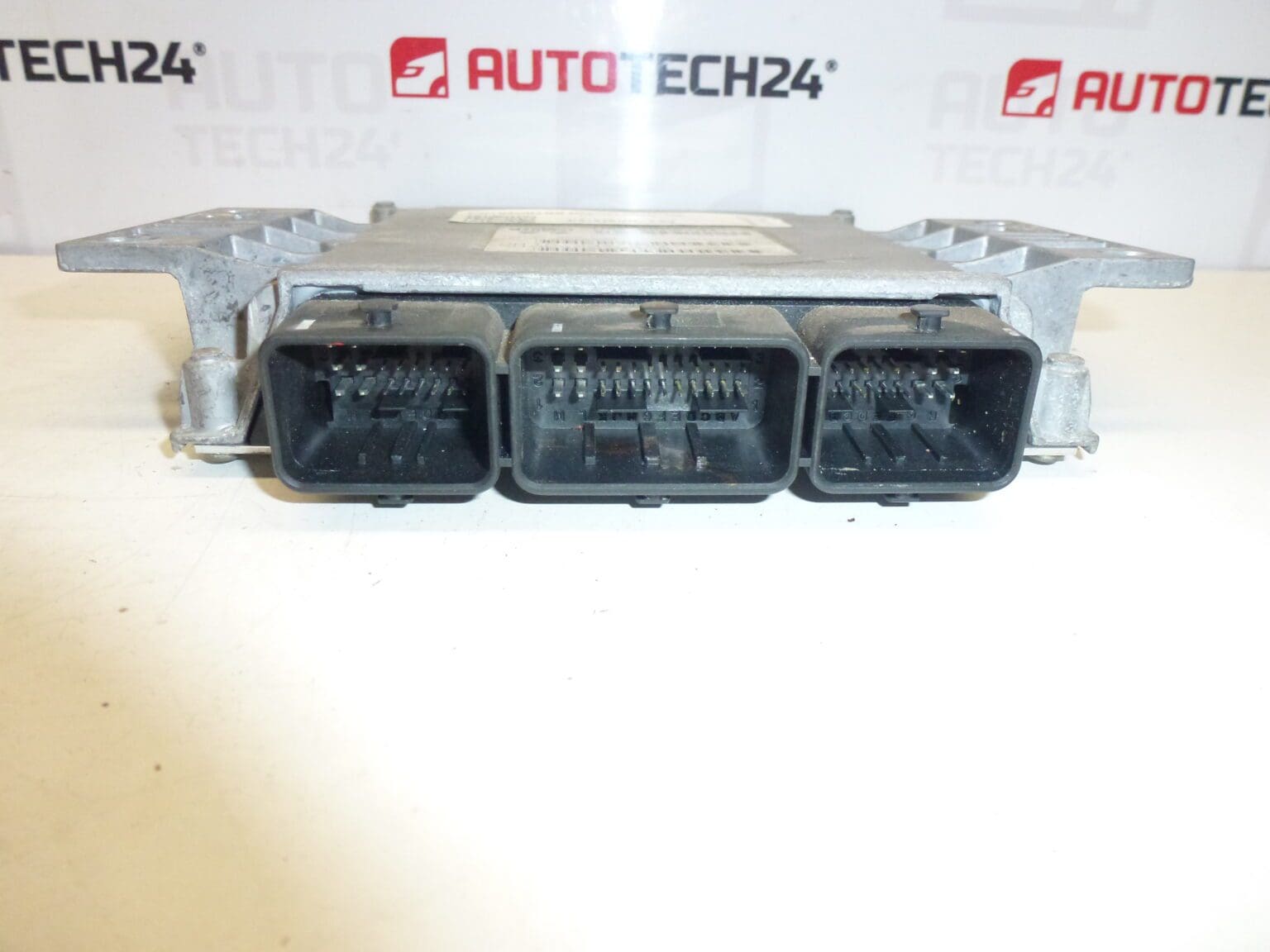 Calculateur Moteur PEUGEOT CITROËN IAW 48P2.34 – Pièce D'occasion, Références 9642606280 / 9642477680