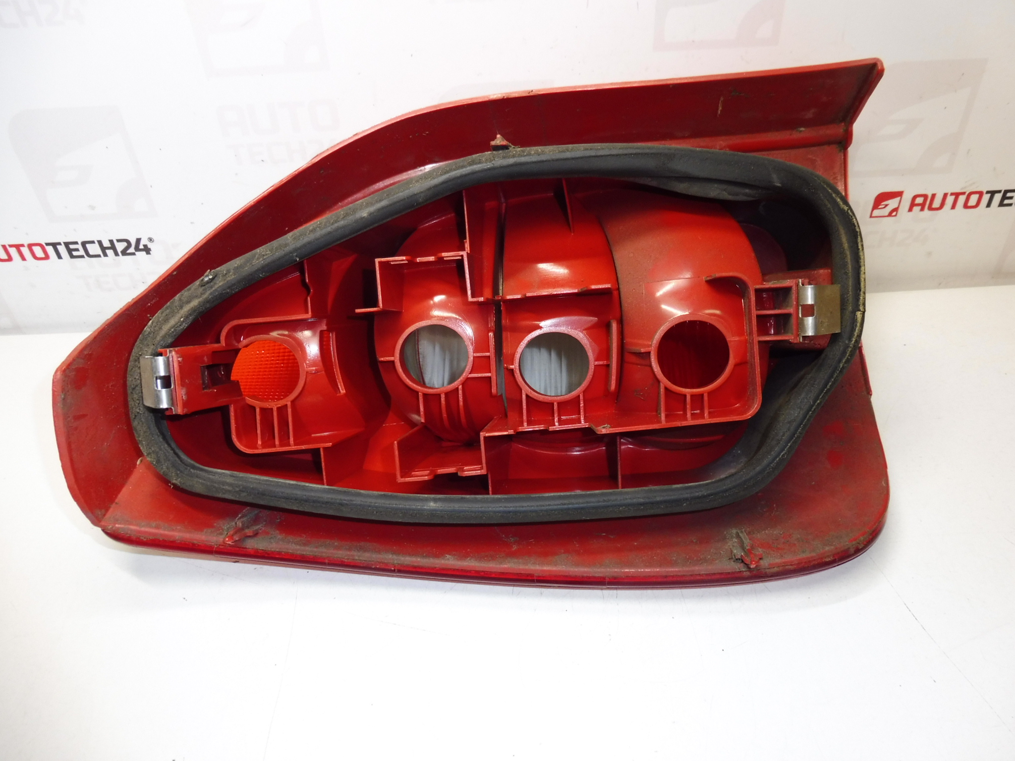 Zadní lampa pravá Citroën Xsara Picasso do 04 9631563980 6351N0 - Obrázek 2
