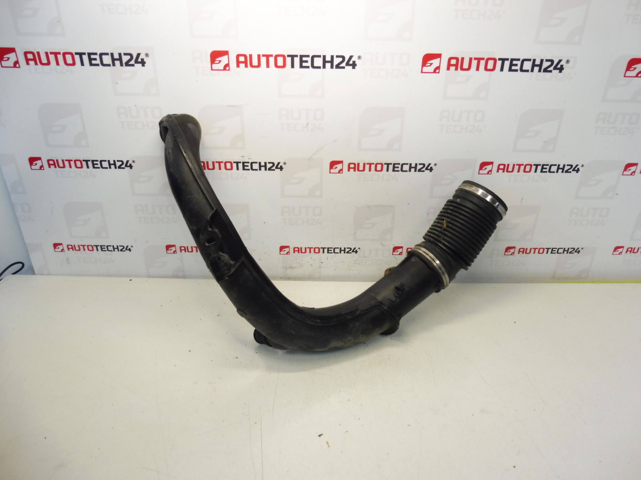 Trubka sání Citroën Peugeot 2.0 HDI 9652091380 143495
