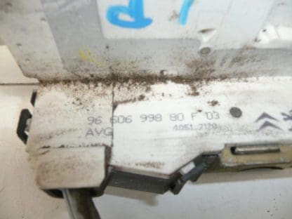Zámek levých předních dveří Citroën C4 9660699880 9135R0 - Image 2