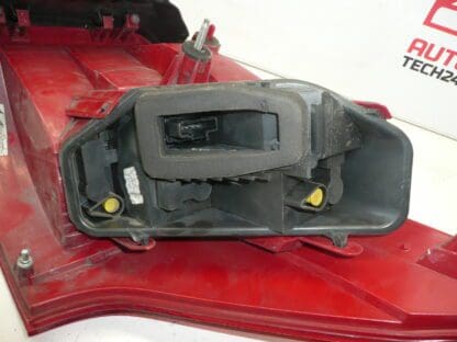 Levá zadní lampa Peugeot 407 SW 9683275280 6350FR - Image 2