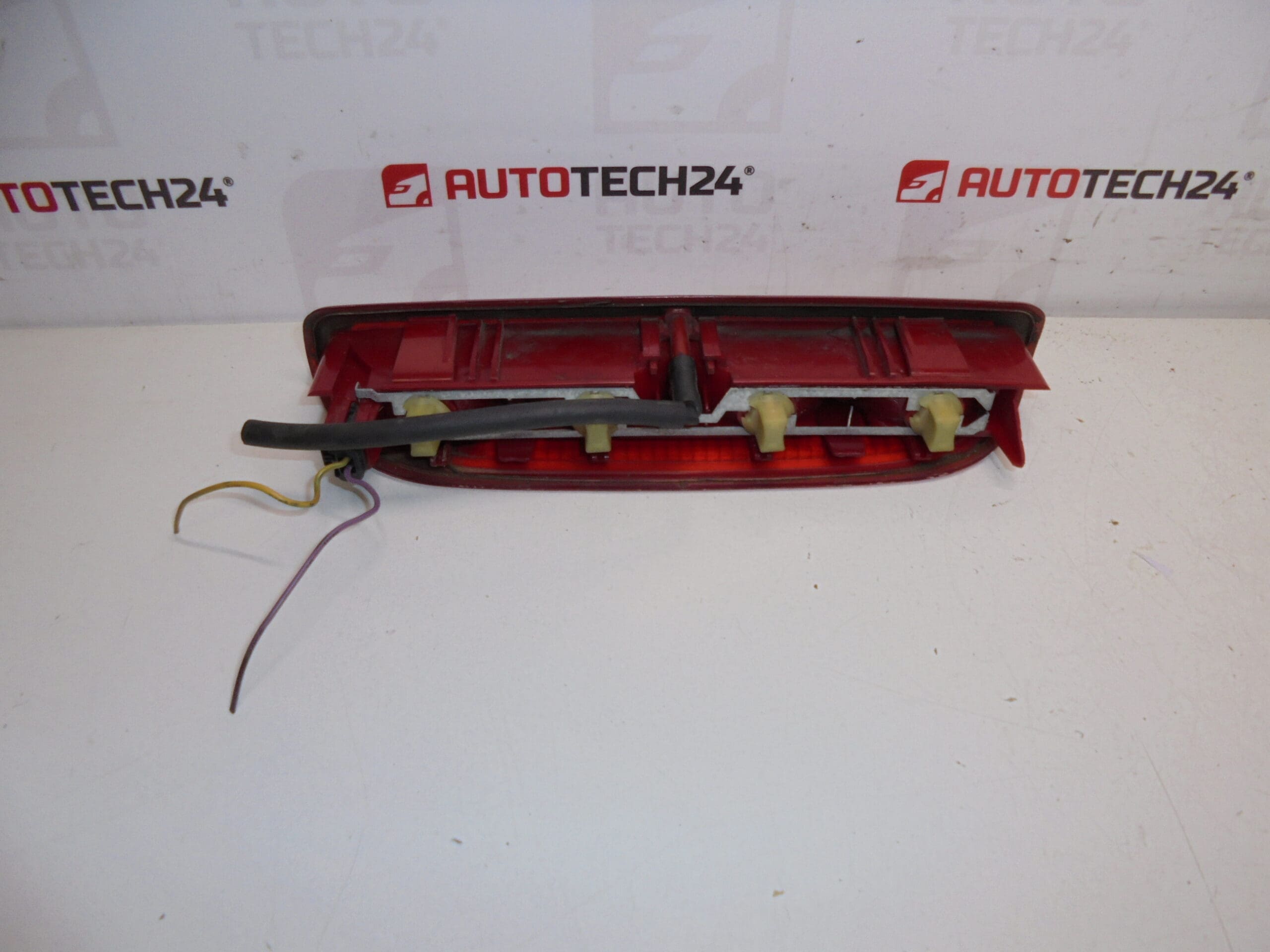 Zadní brzdové světlo Peugeot 307 SW COMBI 6350Q2 - Obrázek 2