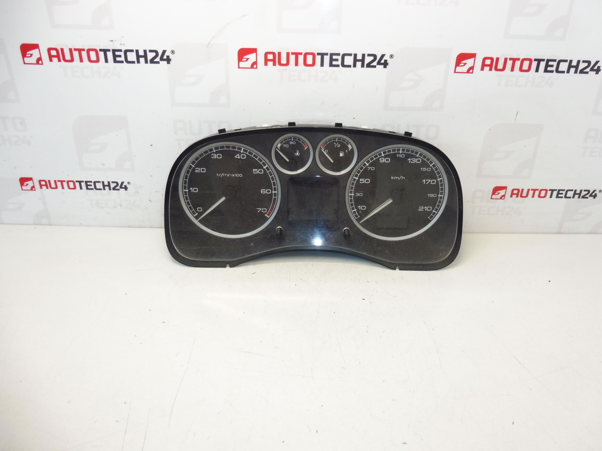 Tachometr Peugeot 307 9645768480 6103F7