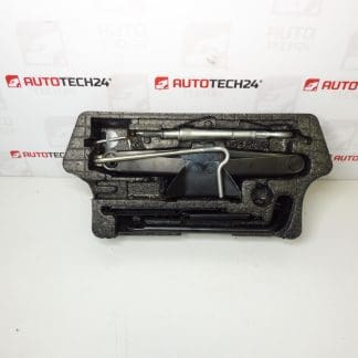 Nářadí, hever, klíč, tažné oko Citroën C4 PICASSO 6736A3 674418 672594 671809 671739