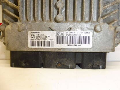ECU Siemens VDO SID803A 5WS40615C-T 9661642180 9665100380 - Image 4