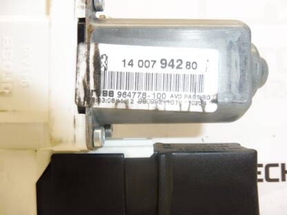 Motor stahování pravého předního okna Citroën Peugeot 1400794280 9222AC - Image 4