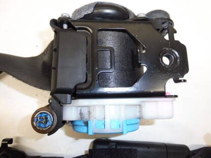 Levý bezpečnostní pás Citroën C4 Picasso 96747821XT 8976L8 - Image 4