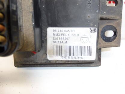 Řídící jednotka světel Valeo Citroën Peugeot 9641004580 657033 - Image 4
