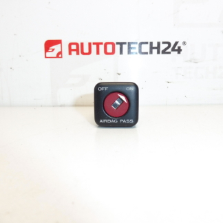 Vypínač airbagu spolujezdce Citroën Peugeot 96373215ZL 8216E6