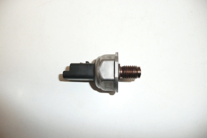 Snímač tlaku paliva Citroën Peugeot 96554465480