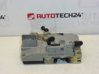 Zámek levých předních dveří Citroën Peugeot 9135H8