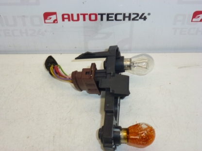 Patice levé zadní lampy vnější Peugeot 406 COMBI 6350H5