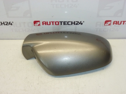 Kryt pravého zrcátka Peugeot barva KDAC 815276