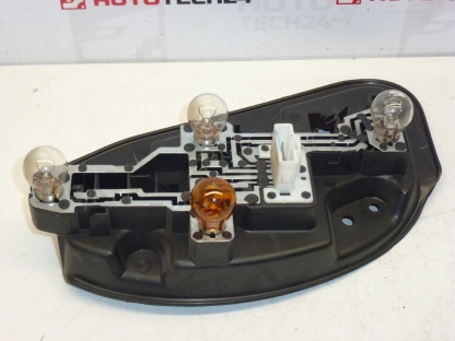 Patice žárovek levá zadní lampa Citroën C5 sedan