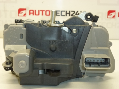 Zámek pravých předních dveří Citroën Xsara Picasso oválný konektor 9136J3