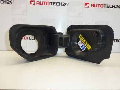 Víčko kryt nádrže Peugeot 407 1517A7 151877 EYPC