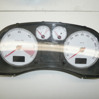 Tachometr Peugeot 307 II najeto 257000 km 9655925880