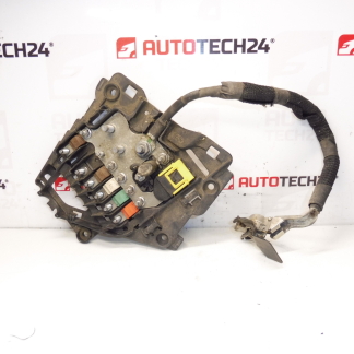 Pojistkový modul Citroën Peugeot 9675123880