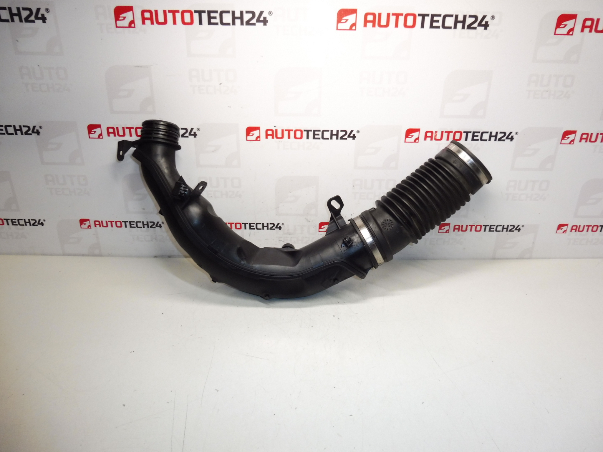 Přípojka vzduchu Citroën Peugeot 2.0 HDI RH02 9685498280 1434E6