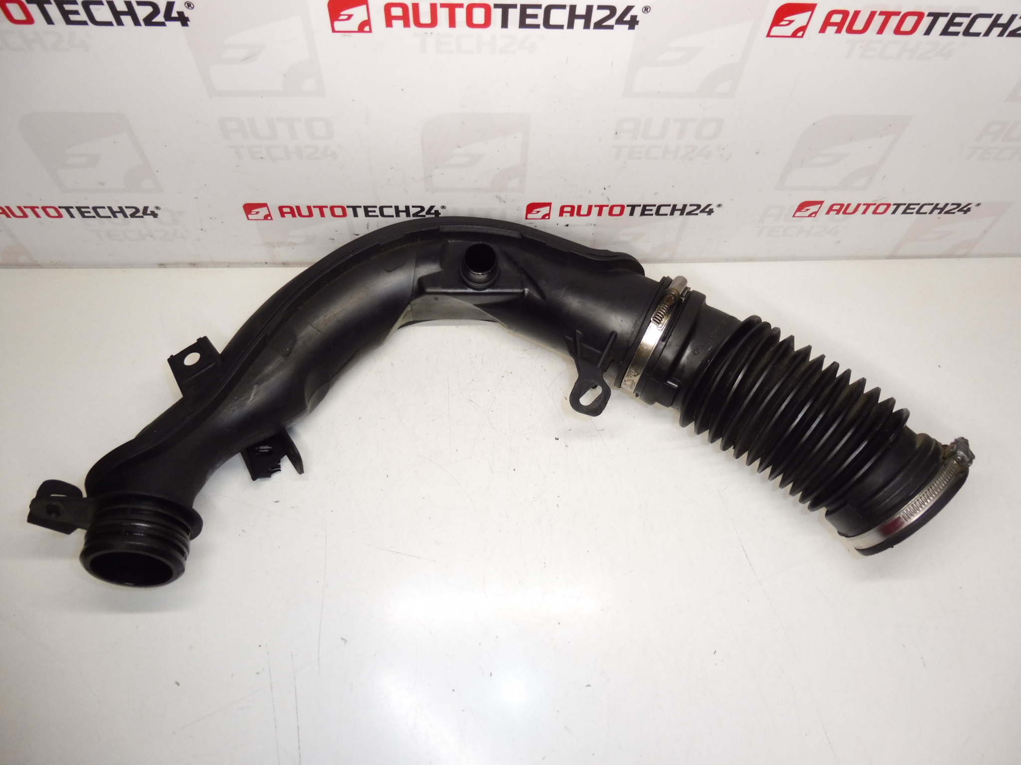 Přípojka vzduchu Citroën Peugeot 2.0 HDI RH02 9685498280 1434E6 - Obrázek 2