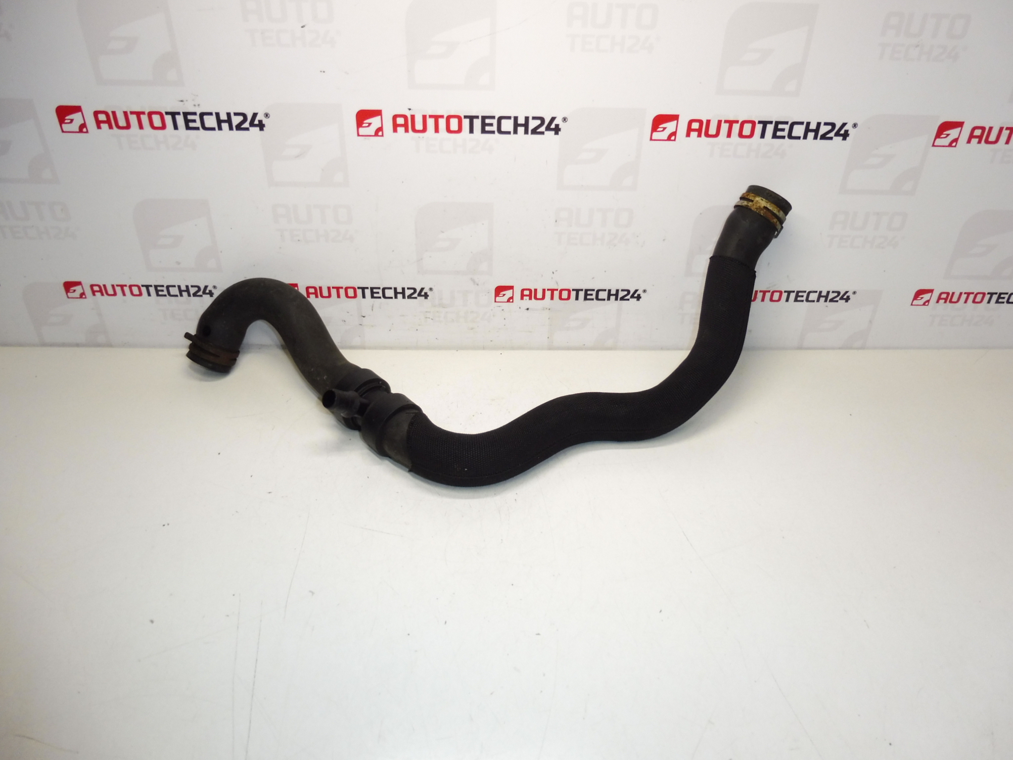 Vodní hadice Citroën Peugeot 2.0 HDI 135208