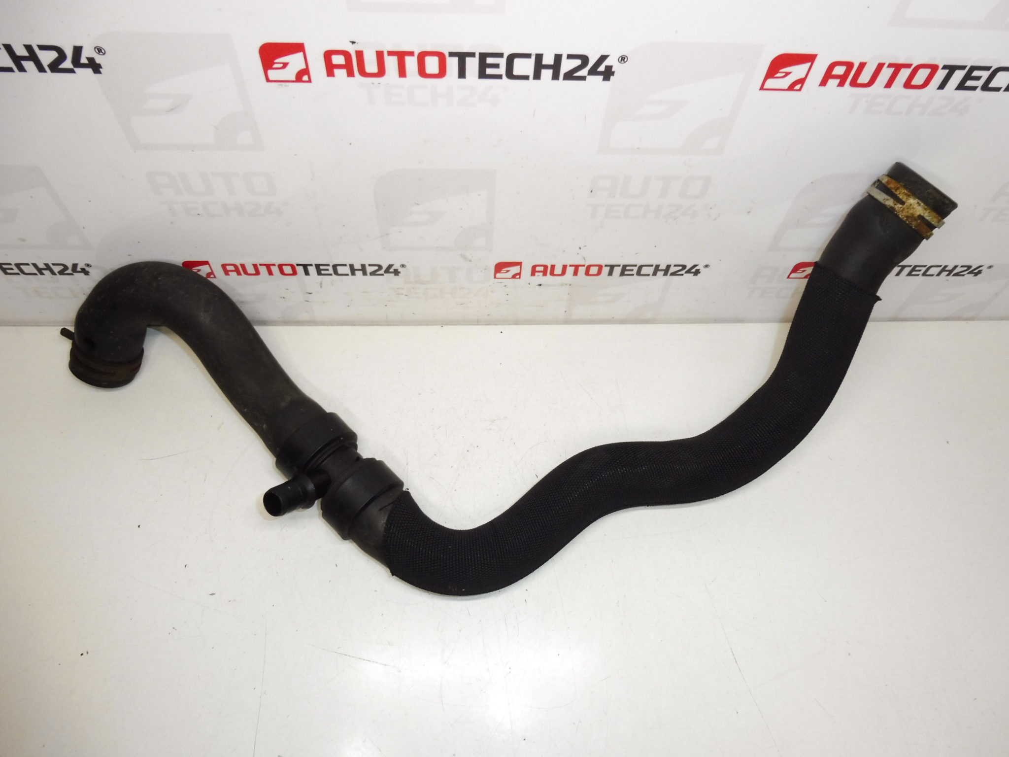 Vodní hadice Citroën Peugeot 2.0 HDI 135208 - Obrázek 2