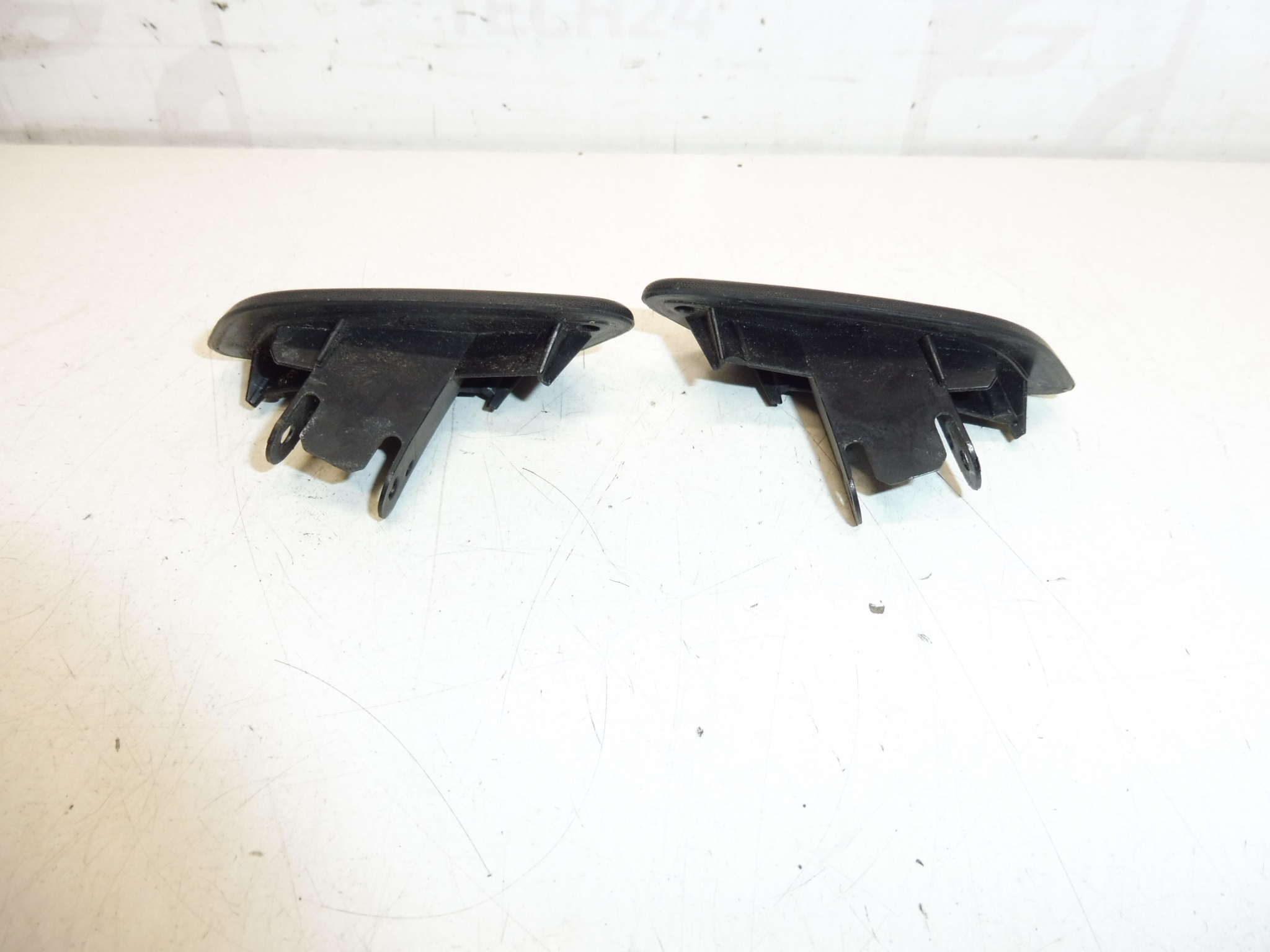 Krytky trysek střikovačů světlometu Peugeot 3008 5008 742294 - Obrázek 2