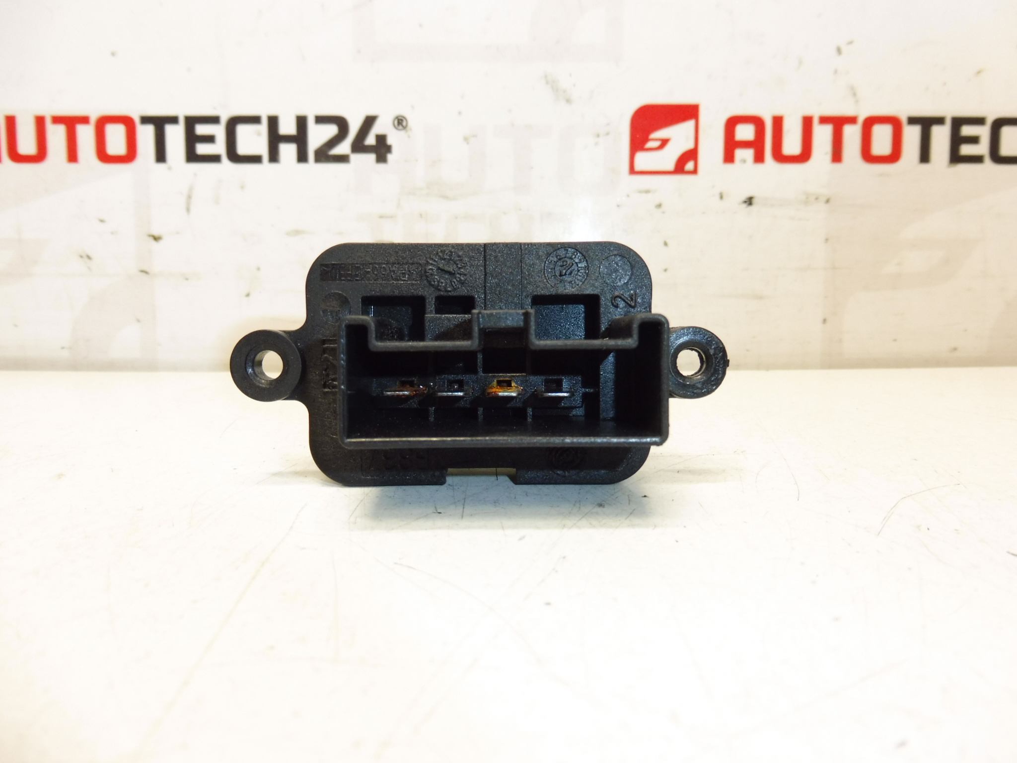 Regulátor otáček ventilátoru Citroën Peugeot 1609171080 - Obrázek 2