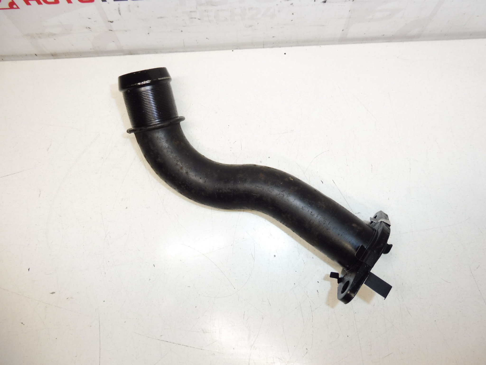 Přípojka vzduchu Citroën Peugeot 2.0 HDI 0382NC - Obrázek 2