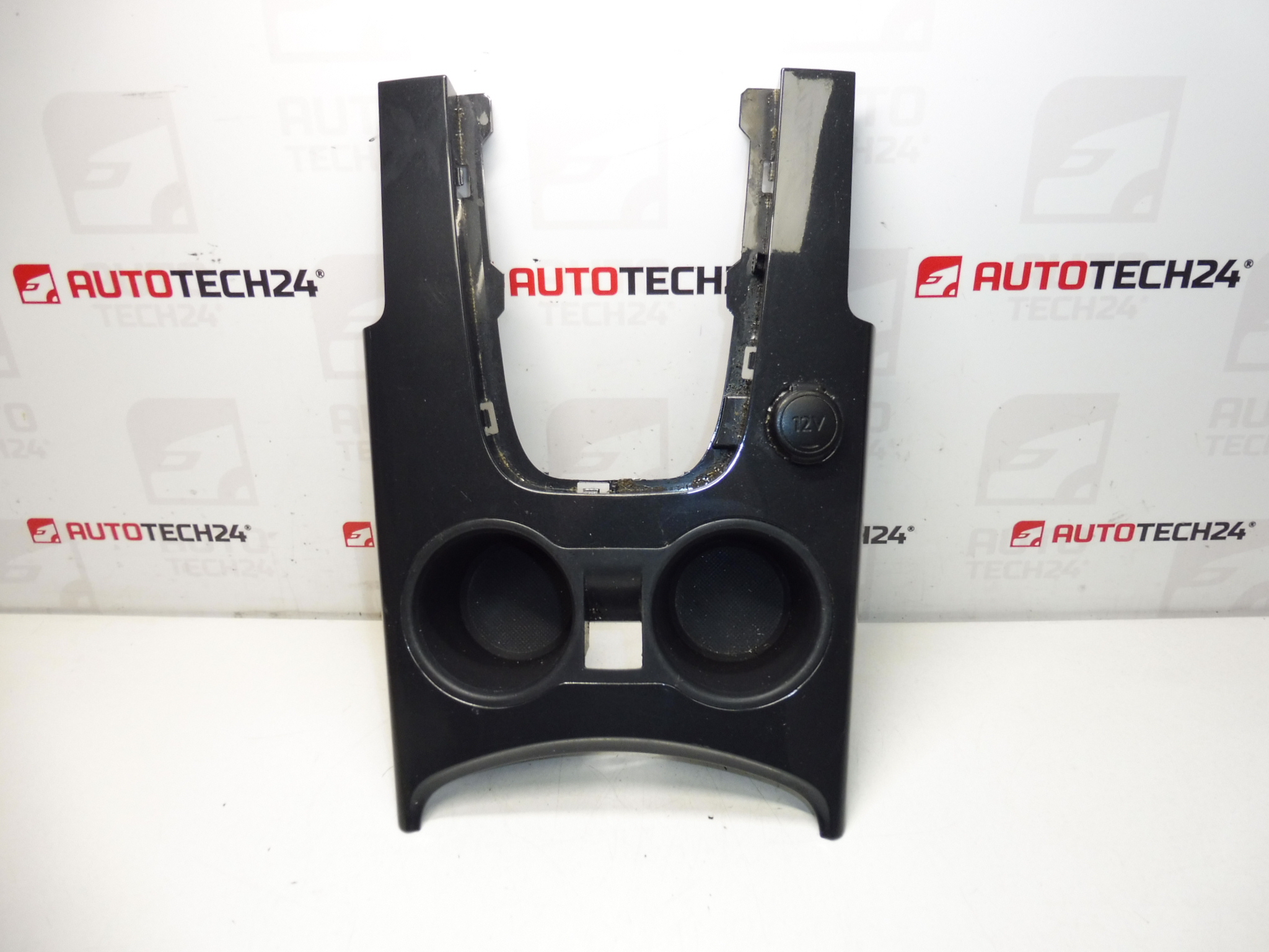 Panel řadící páky Peugeot 3008 5008 9685858777 7591P7