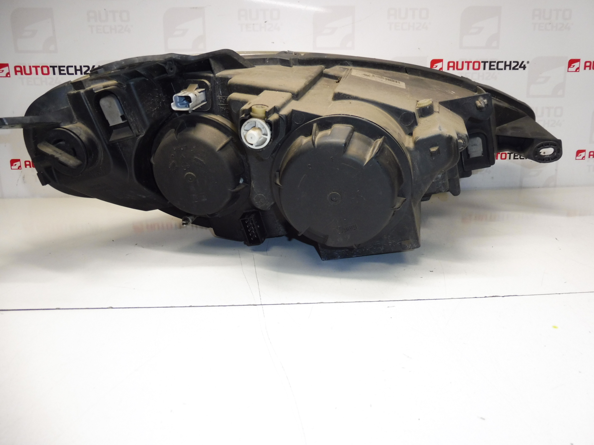 Přední levý světlomet Peugeot 807 1400964380 89901574 6208F1 - Obrázek 2