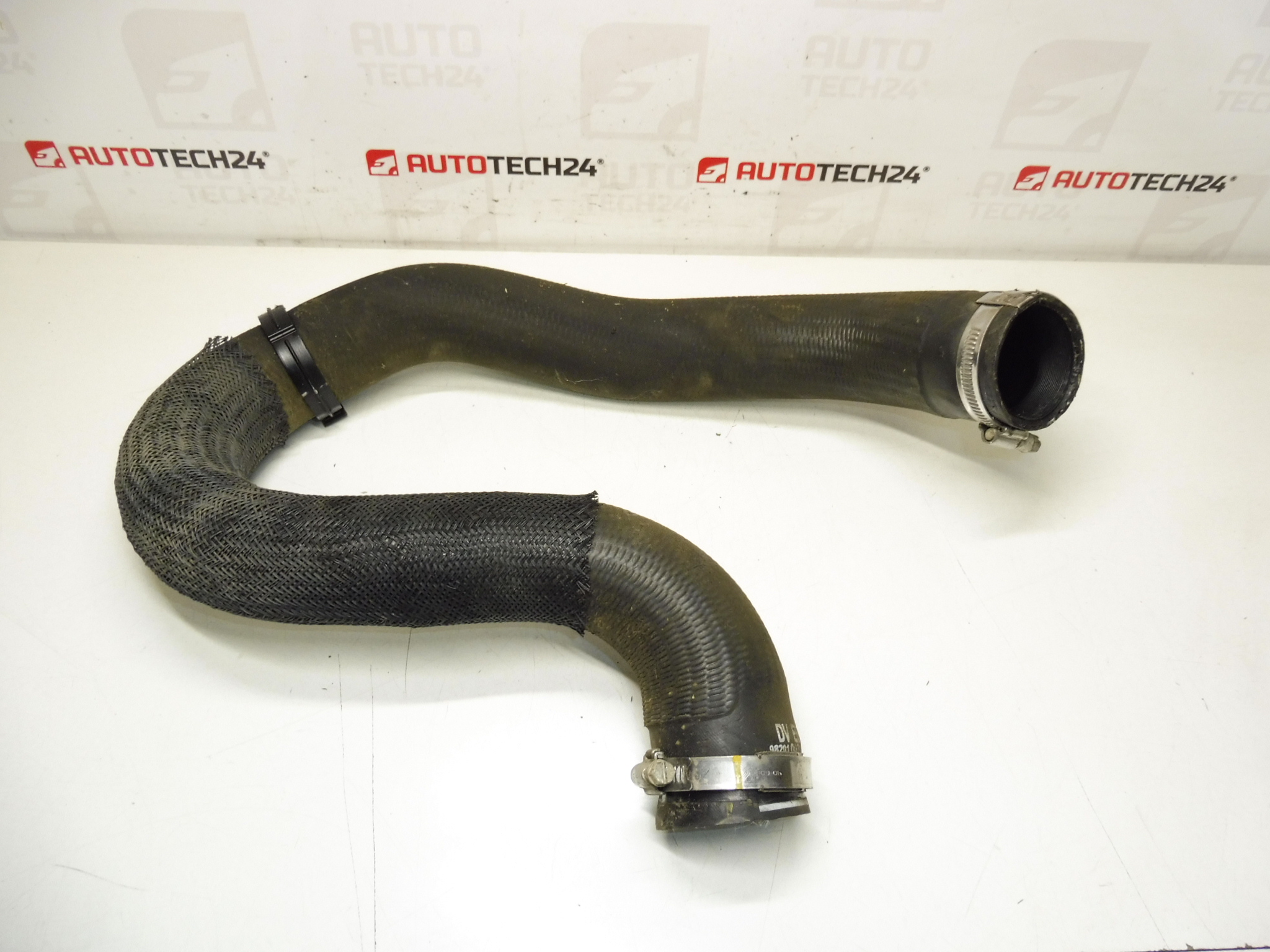 Přípojka vzduchu 1.5 HDI Citroën Peugeot 9820100780 - Obrázek 2