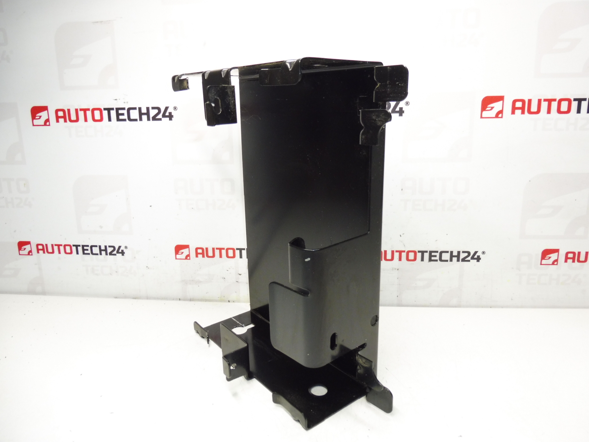 Držák CD měniče Clarion Citroën C5 6560Q4 - Obrázek 2