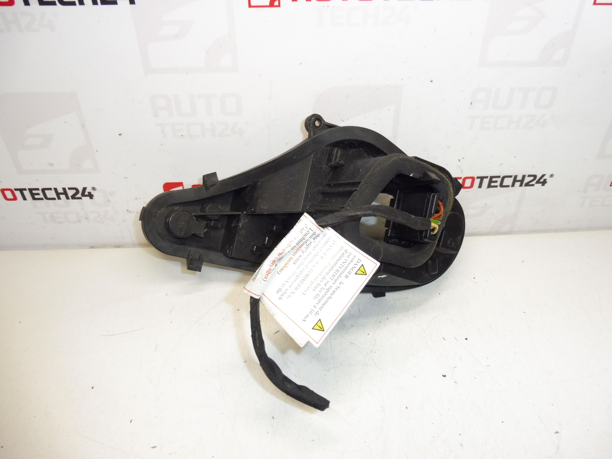 Patice pravé zadní světlo vnější Citroën C4 II 6351KS - Obrázek 2