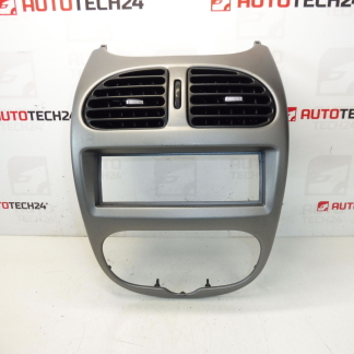 Rámeček rádia s větráky Peugeot 206 8211C4