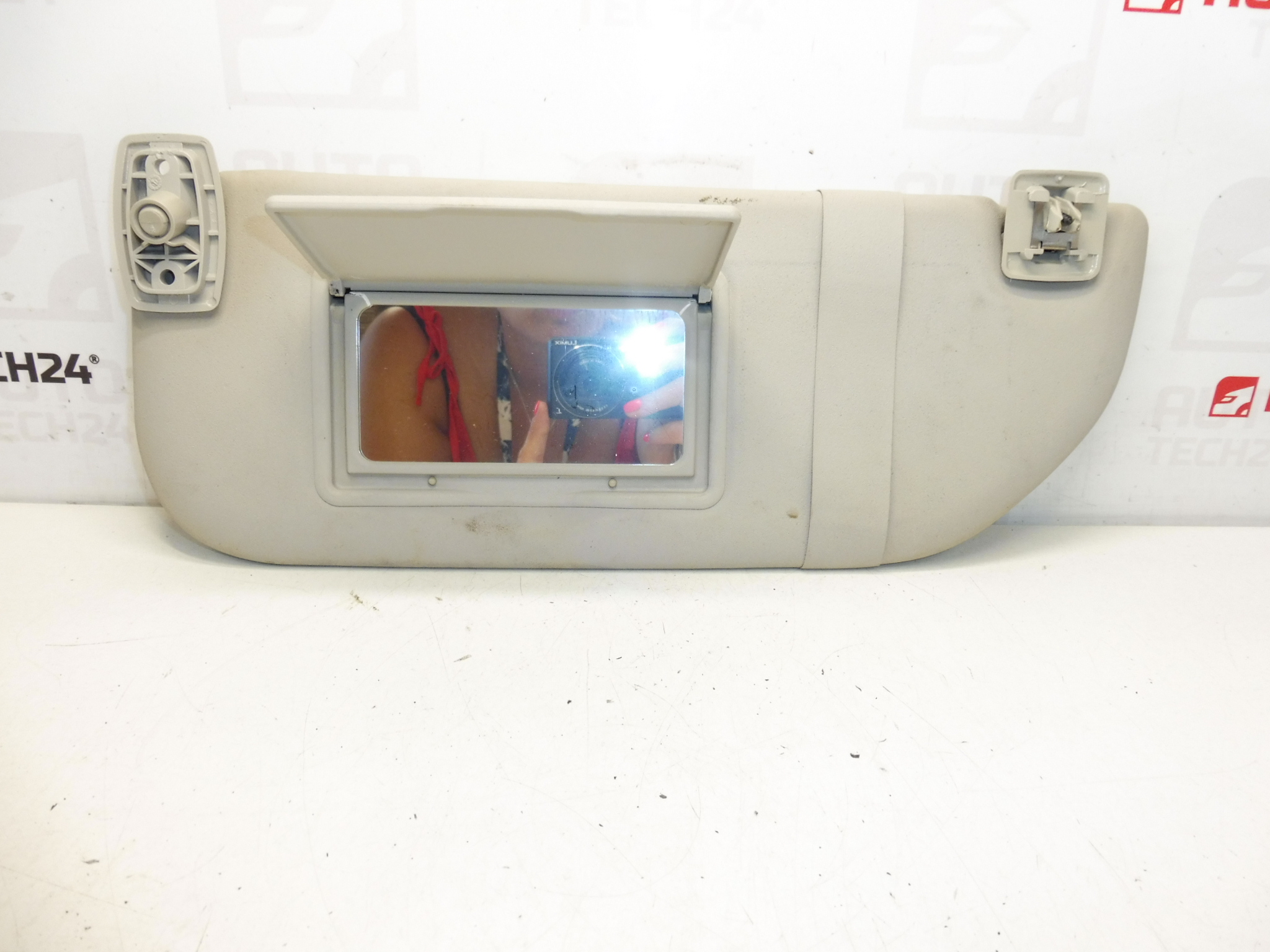 Sluneční clona řidiče Citroën C3 A51 8163HV 16121658BJ - Obrázek 2