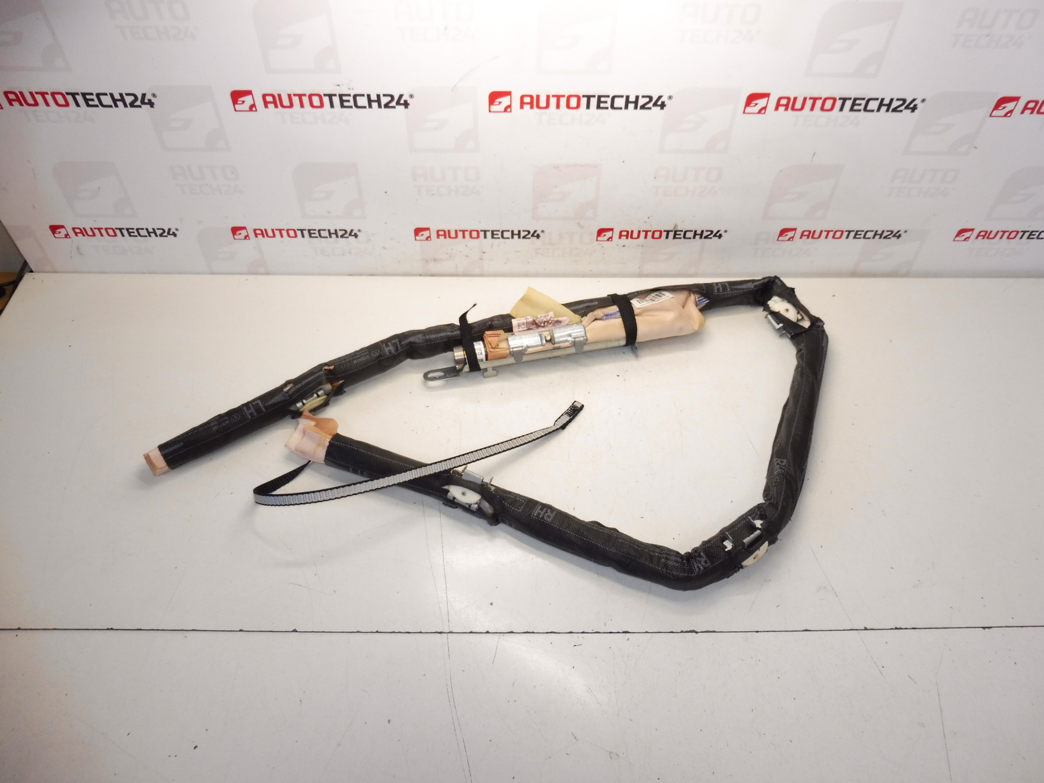 Boční airbag pravý Citroën C3 II A51 9672465480 8216ZR