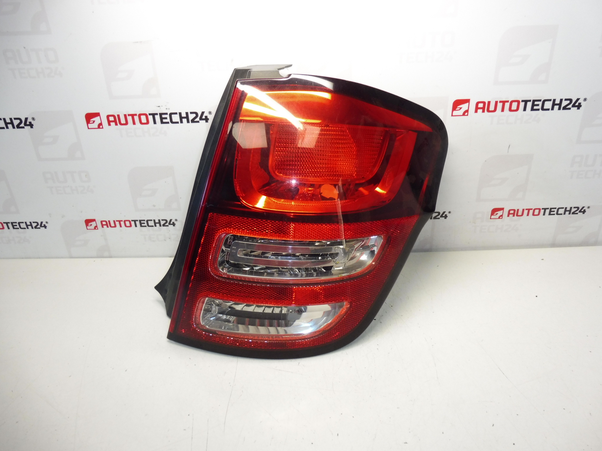 Pravá zadní lampa blatník Citroën C3 II 9673805380 6351KQ
