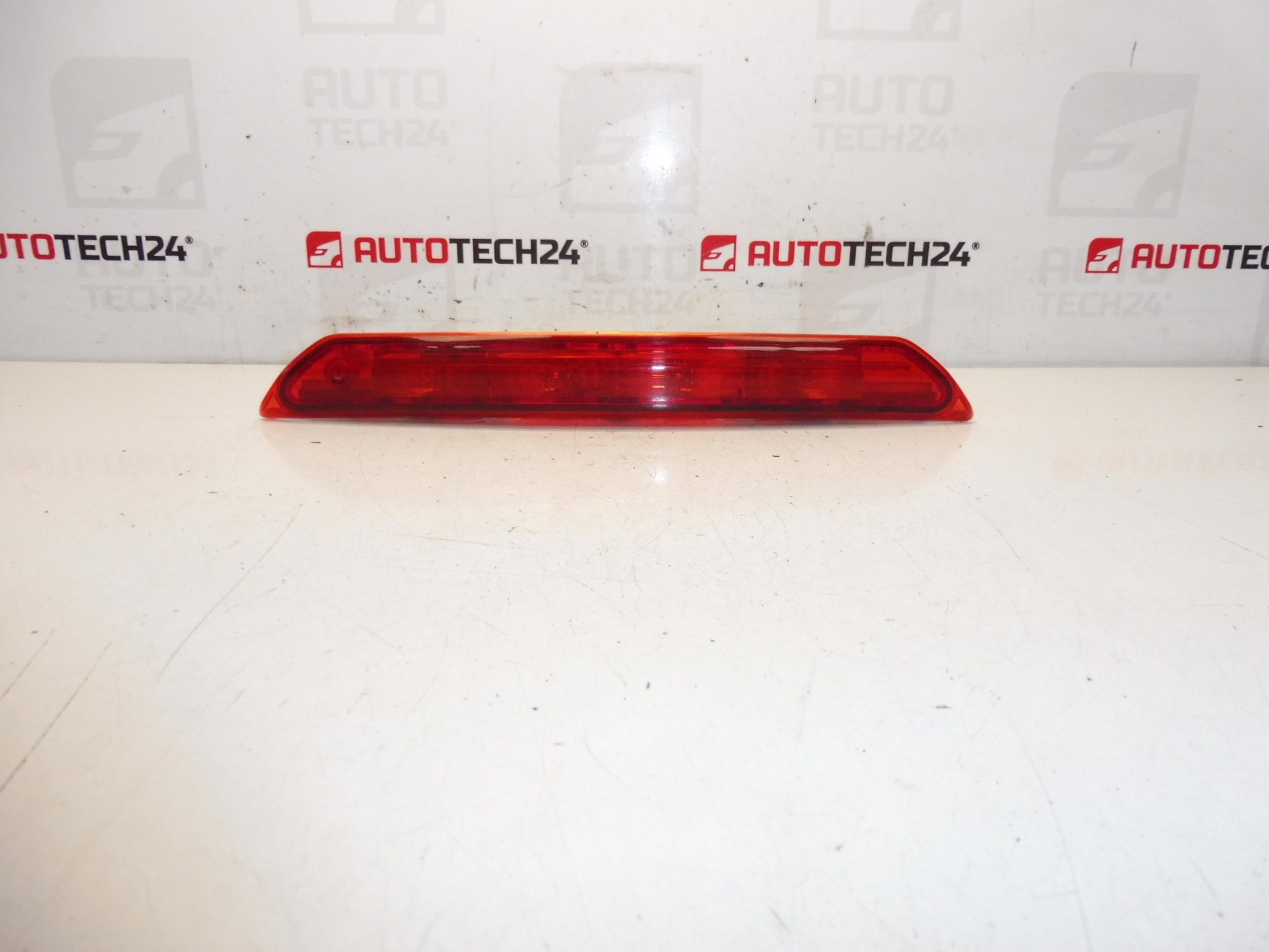 Přídavná brzdová svítilna Citroën C3 II 9683116580 6351JS