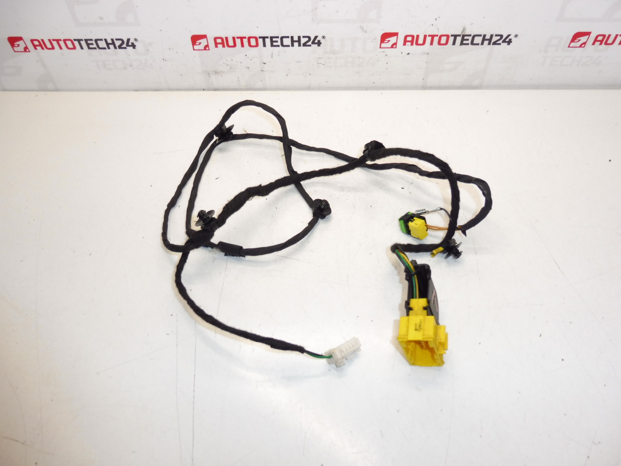 Svazek sedadla řidiče Citroen C3 II A51 1608078880