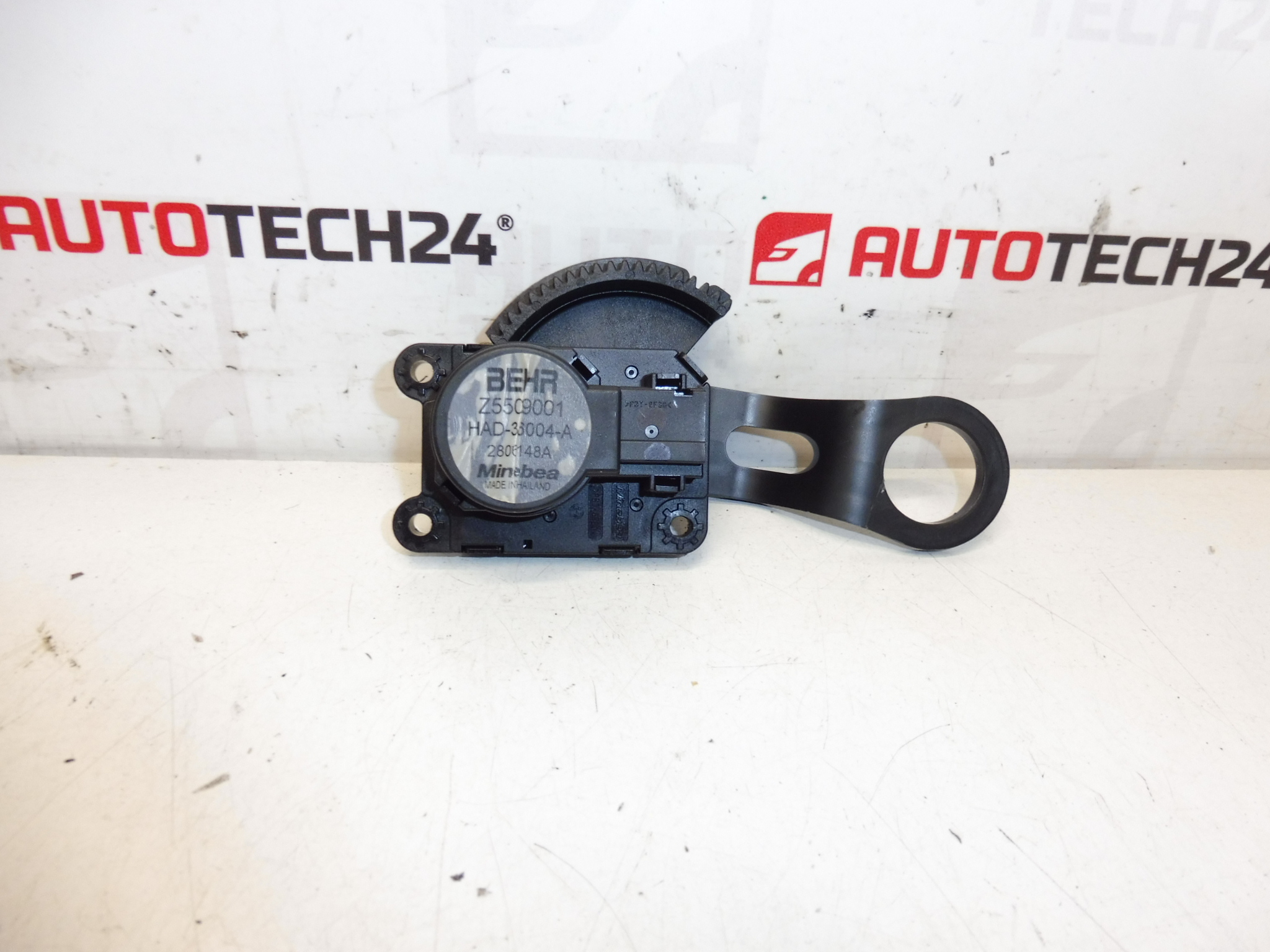 Servomotůrek topení BEHR Citroën Z5509001 28006148A 647998