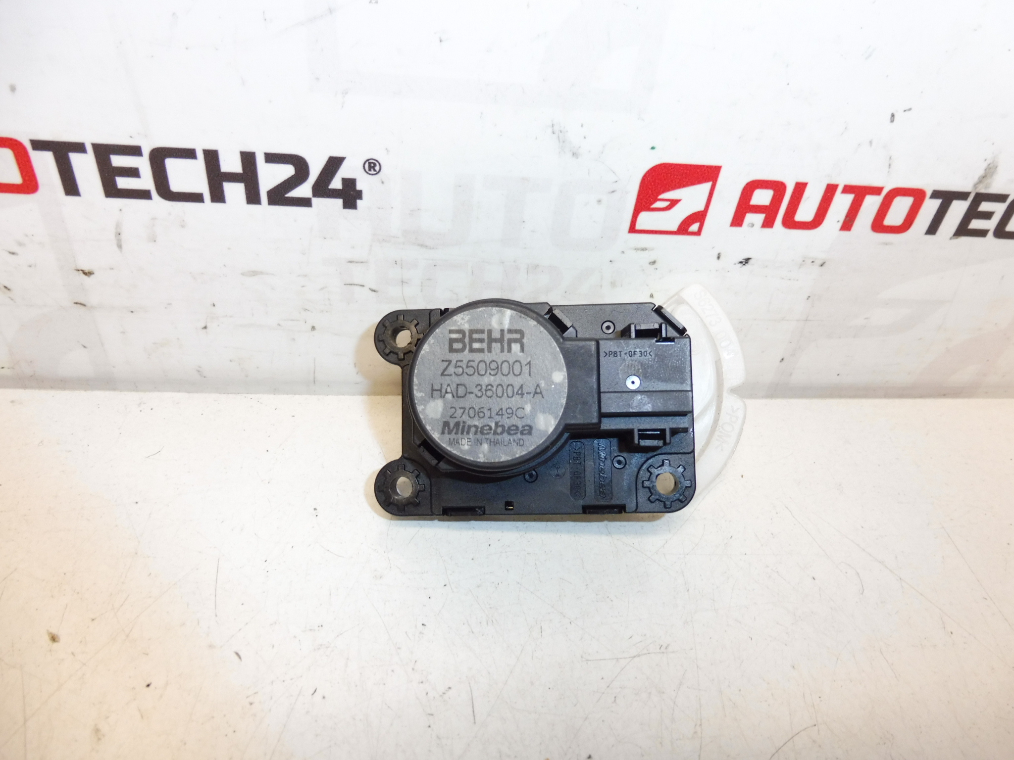 Servomotůrek topení BEHR Citroën Z5509001 2706149C 647997