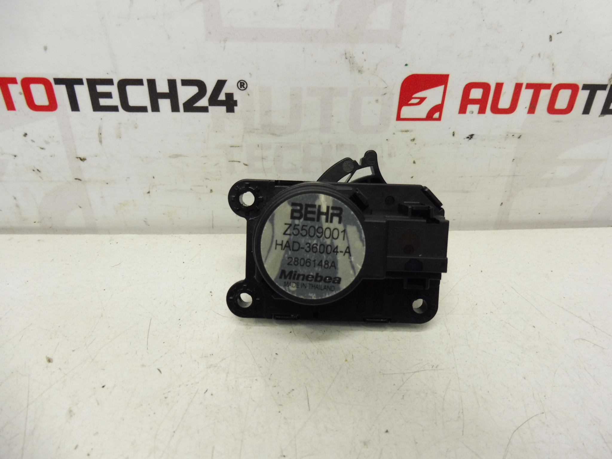 Servomotůrek topení BEHR Citroën Z5509001 2706148A 647995