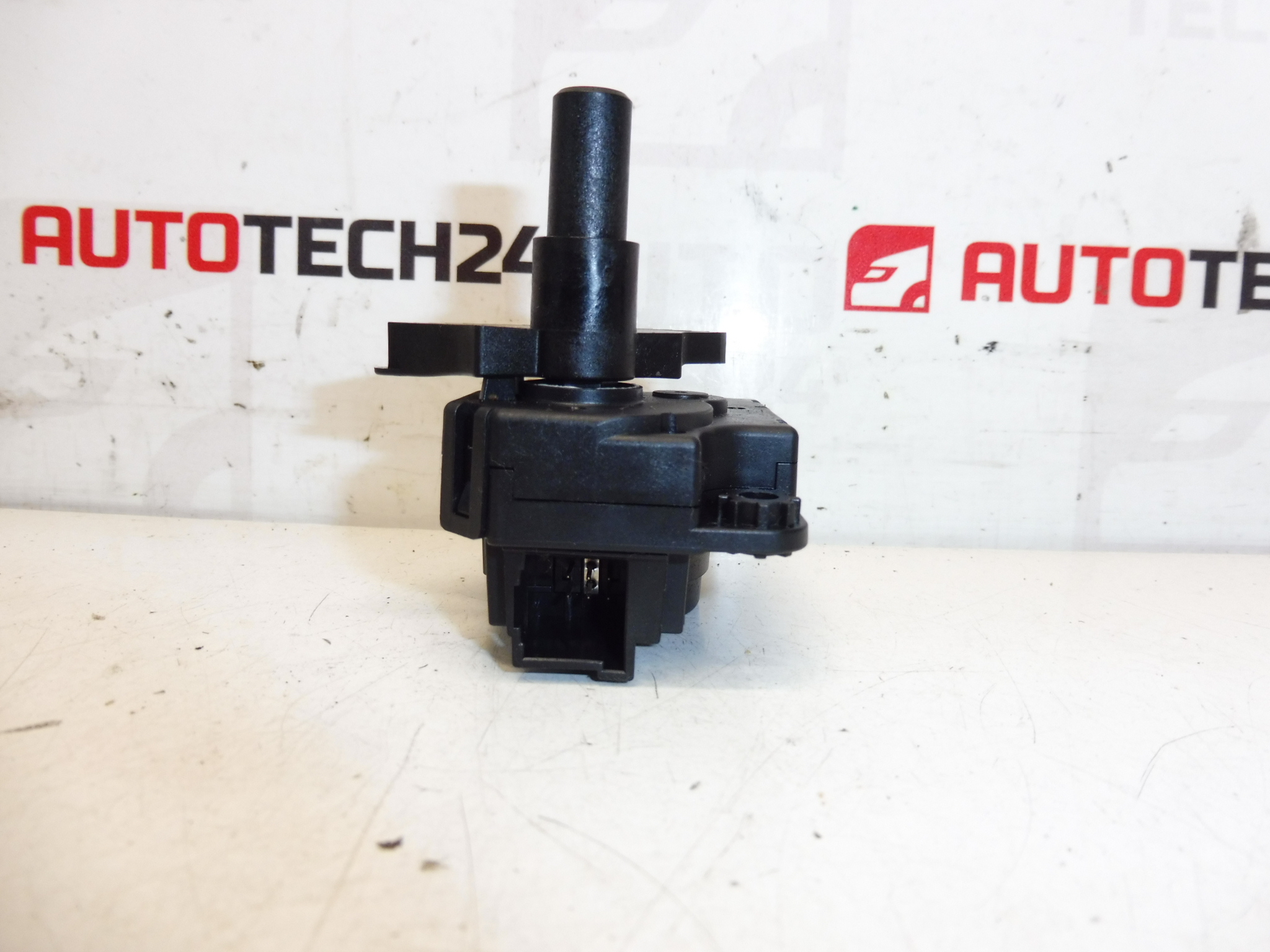 Servomotůrek topení BEHR Citroën Z5509001 2706148A 647995 - Obrázek 2