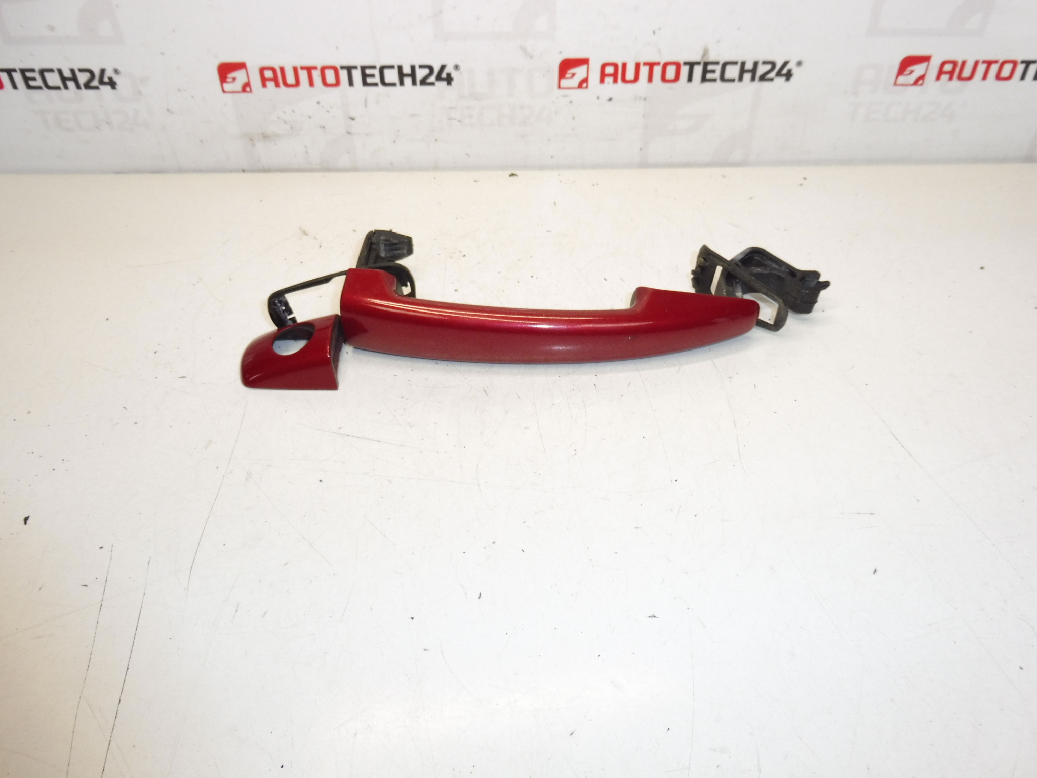 Klika předních dveří EPYD Peugeot 3008 5008 9101KJ