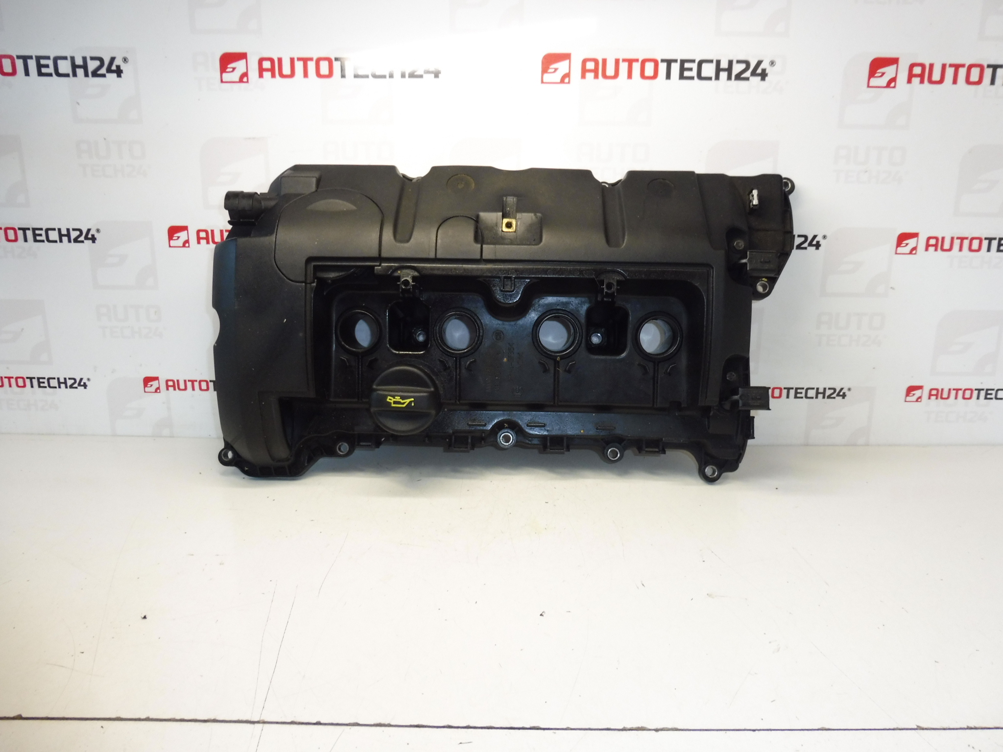 Víko ventilů 1.4 VTI 1.6 VTI Citroën Peugeot 0248Q5