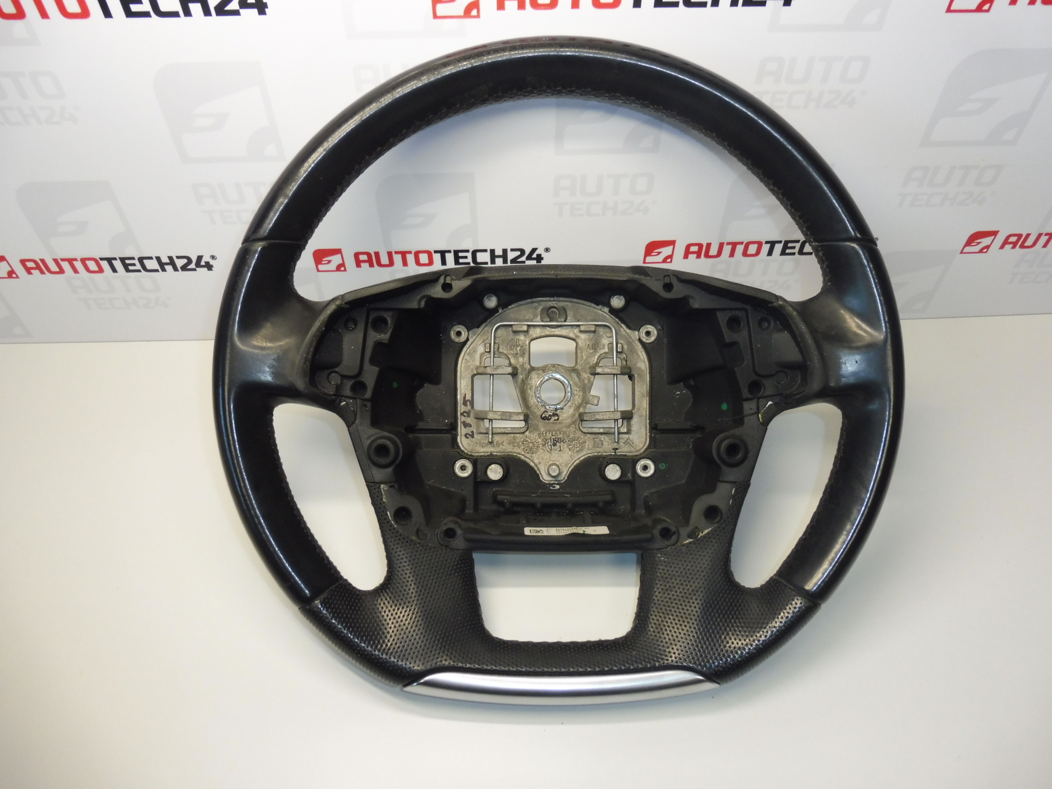 Volant Citroen C4 II a DS4 96754515ZD 98039712ZD