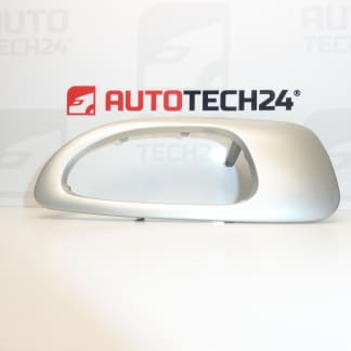 Kryt vnitřní kliky pravých zadních dveří Peugeot 307 9634769077 9119Y2