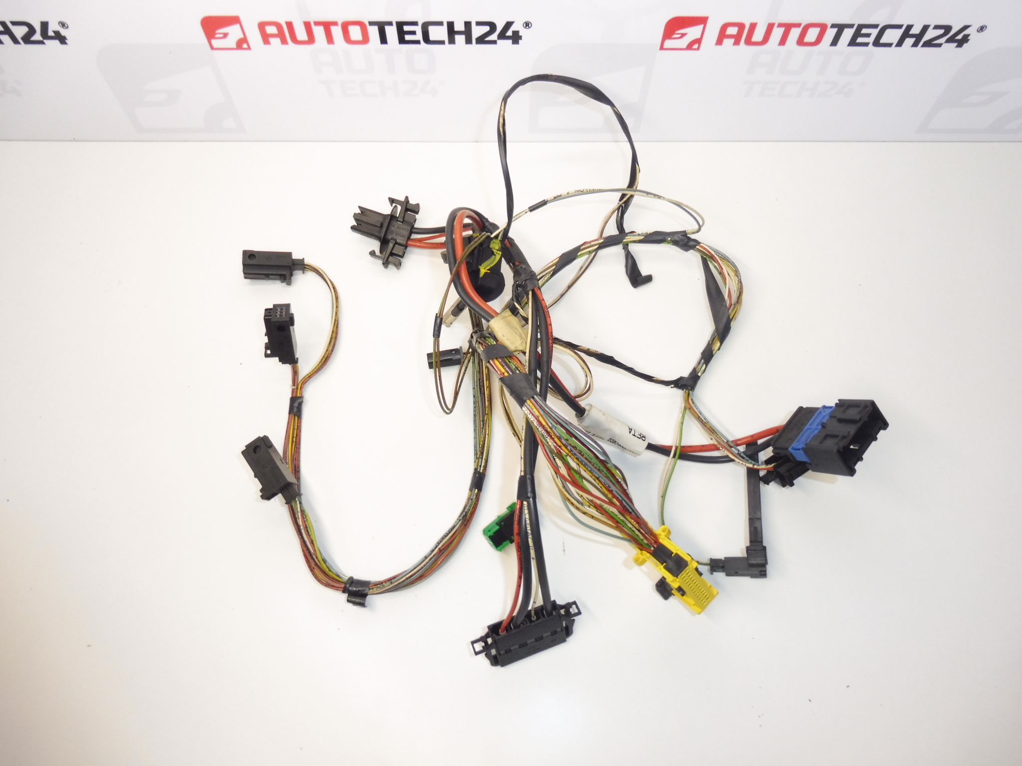 Svazek klimatizace Peugeot 307 od 2004 Behr T5 42991 643642