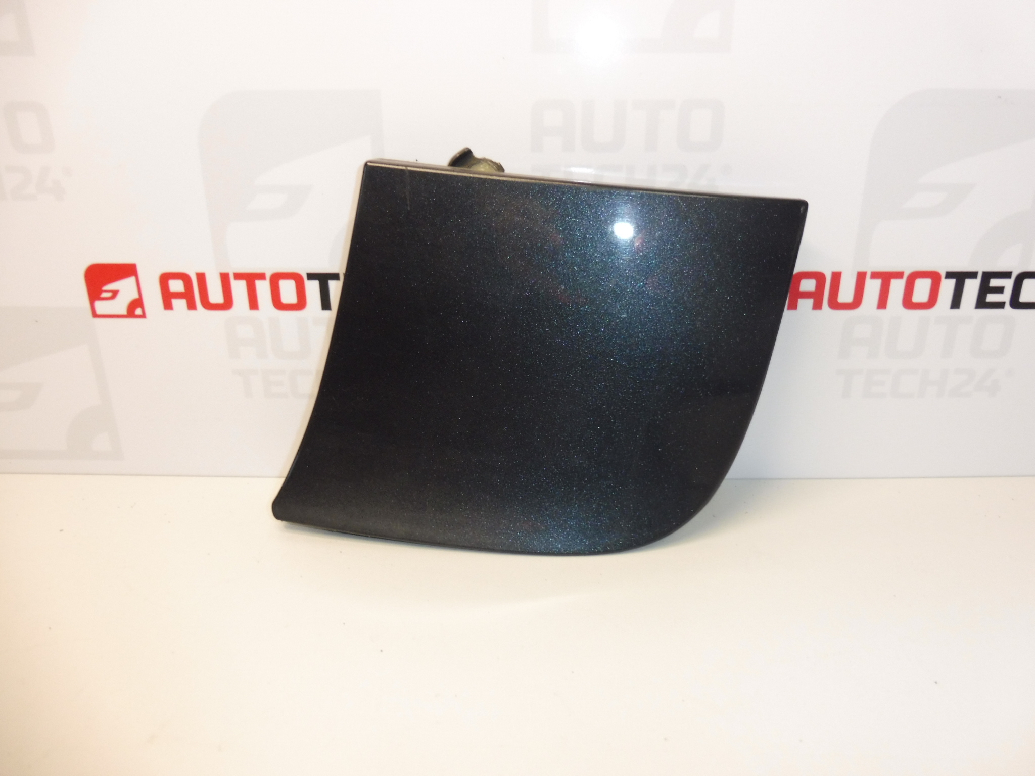 Kryt víčka nádrže KTA Peugeot 107 Citroën C1 KTB 1517C5 1517C9
